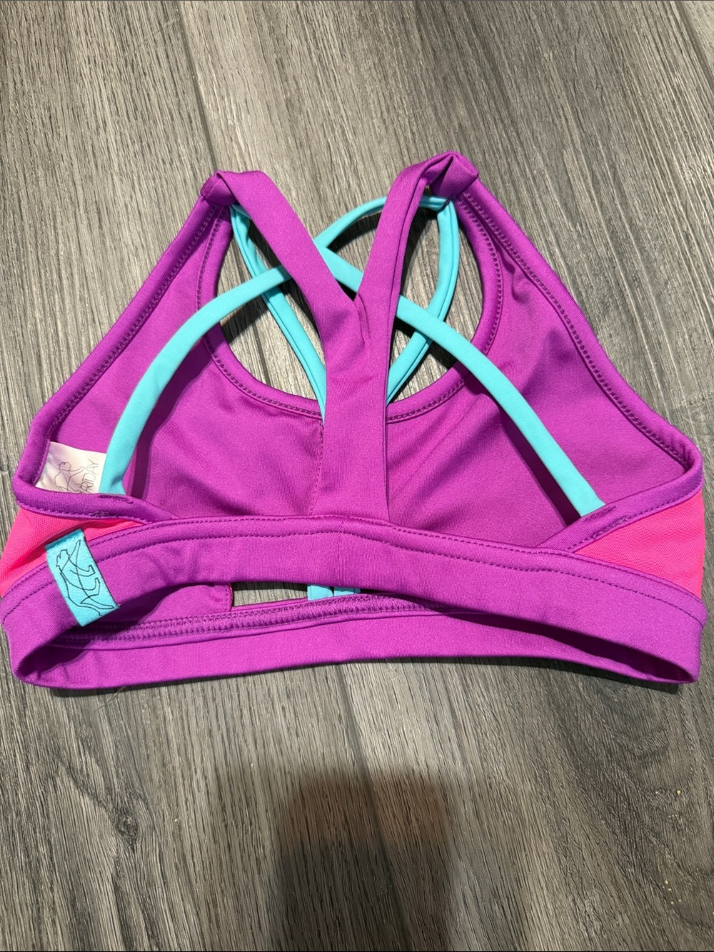Tiger Friday sports bras - Picture 6 of 10